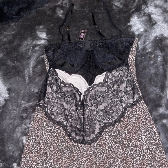 VS lace mini slip - Picture 4 of 4